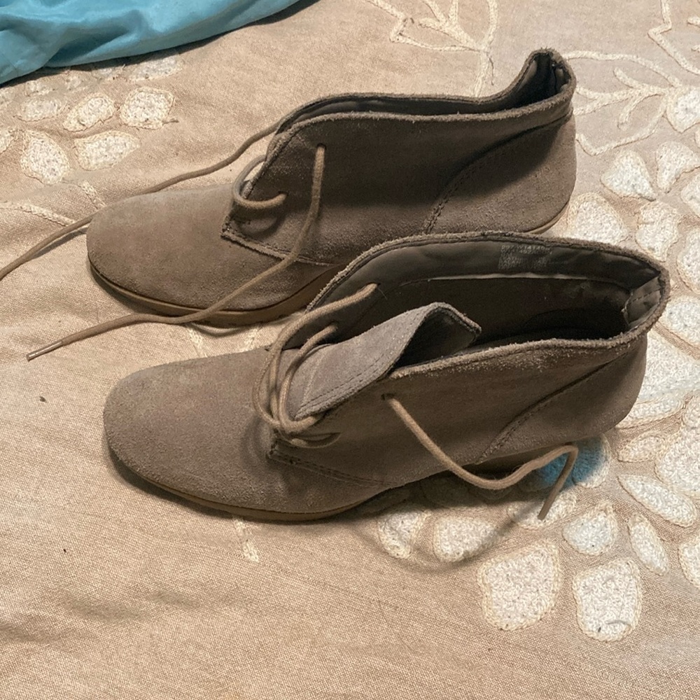 Tan Suede Wedges Size 9